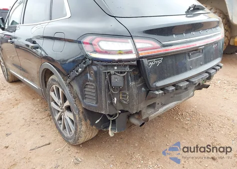 2019 Lincoln Nautilus Select z USA, uszkodzony, nr VIN 2LMPJ6K94KBL23267